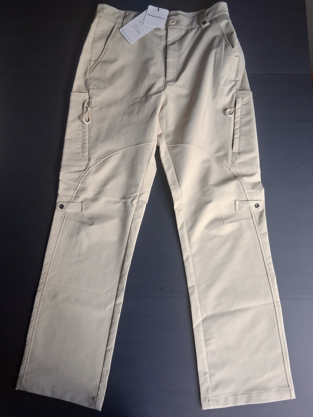 NWT Magnaman Beige Cargo Pants Tactical Pants Gorpcore Utility Mens Medium
